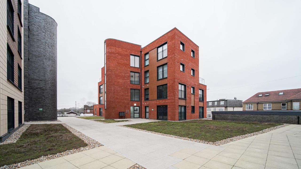 Livestay-Modern Apartment Minutes Away From Heathrow Slough Exterior foto